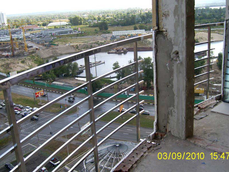 Ограждение балкона из нержавеющей стали