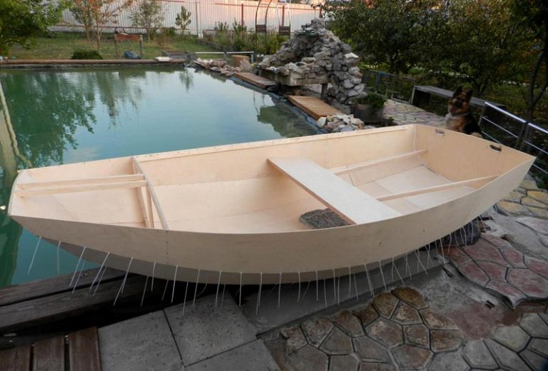 Швертбот з фанери