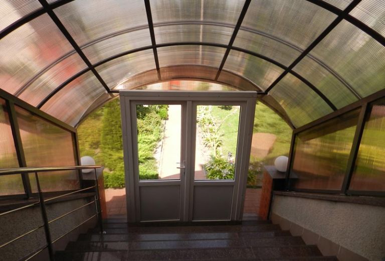 Cотовий полікарбонат поза конкуренцією