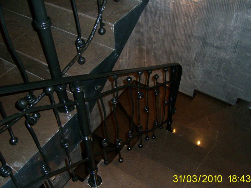 Кованые перила для лестниц
